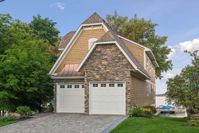 4531 Island View Drive, Mound, MN 55364