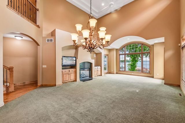 4531 Island View Drive, Mound, MN 55364