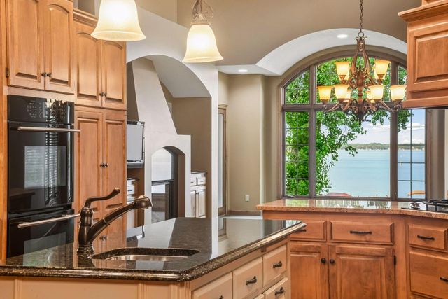 4531 Island View Drive, Mound, MN 55364