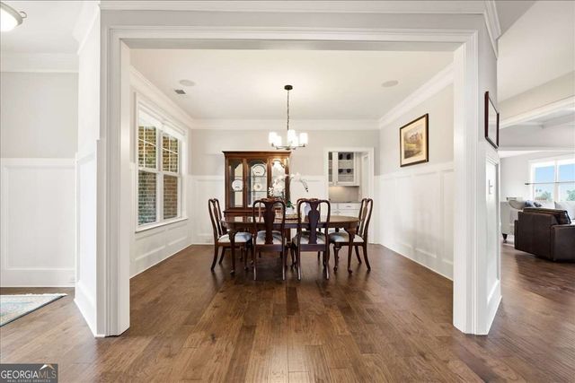 415 Amber Way, Woodstock, GA 30188
