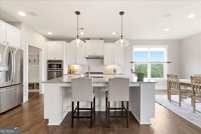 415 Amber Way, Woodstock, GA 30188