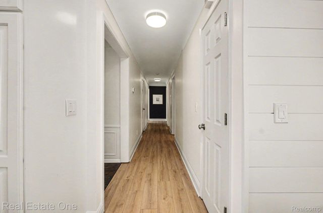 3861 Wedgewood Drive, Bloomfield Hills, MI 48301