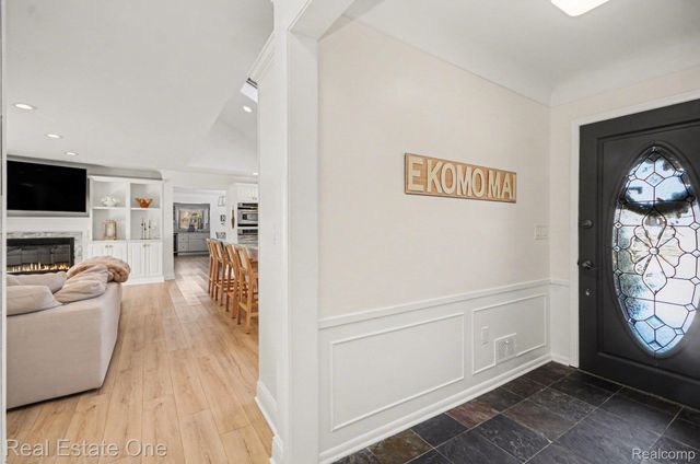 3861 Wedgewood Drive, Bloomfield Hills, MI 48301