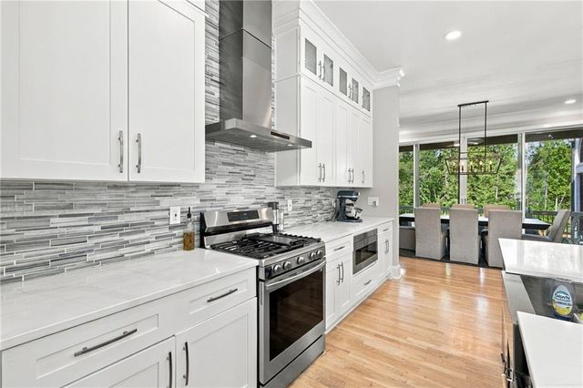 230 Bayberry Run, Fayetteville, GA 30214