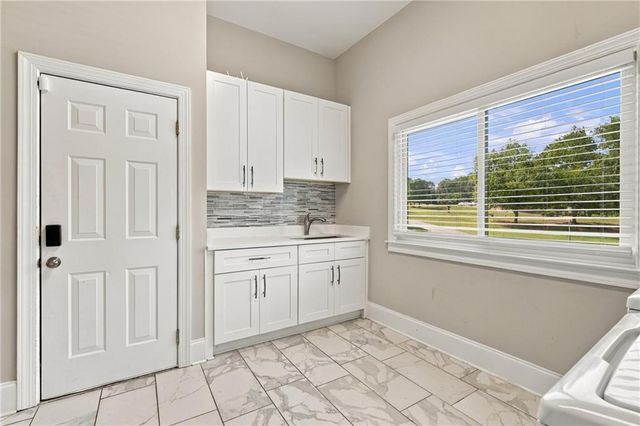 230 Bayberry Run, Fayetteville, GA 30214
