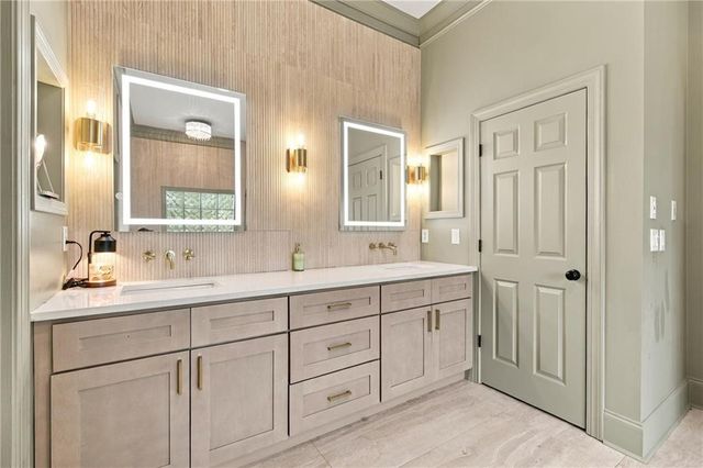 230 Bayberry Run, Fayetteville, GA 30214