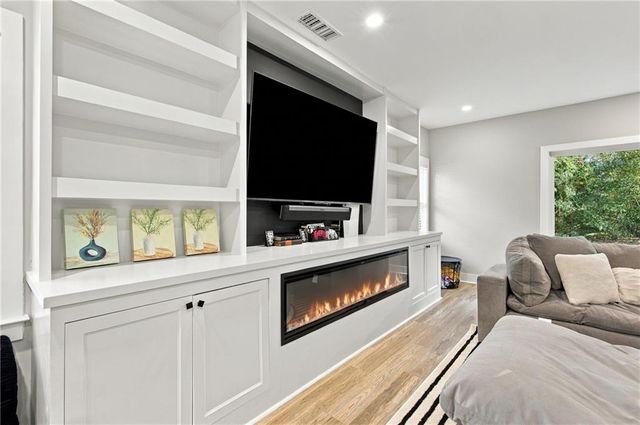 230 Bayberry Run, Fayetteville, GA 30214