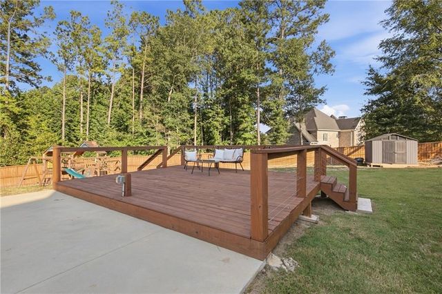 230 Bayberry Run, Fayetteville, GA 30214