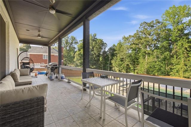 230 Bayberry Run, Fayetteville, GA 30214
