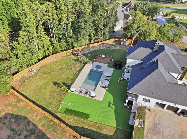 230 Bayberry Run, Fayetteville, GA 30214