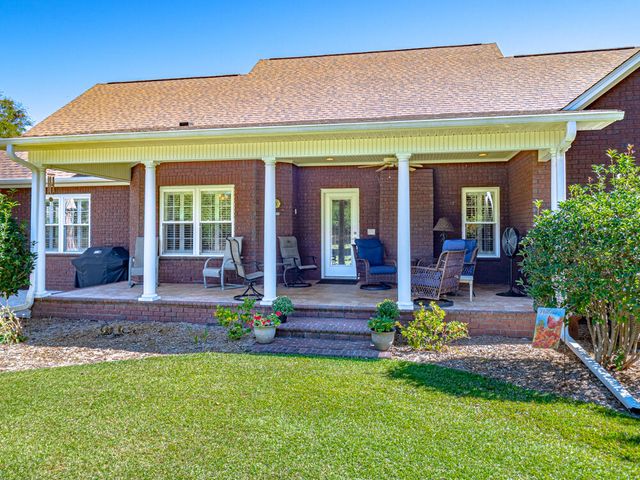 40 Lakewood Court, Sumter, SC 29150