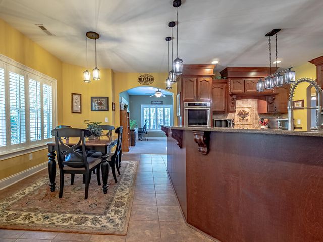 40 Lakewood Court, Sumter, SC 29150