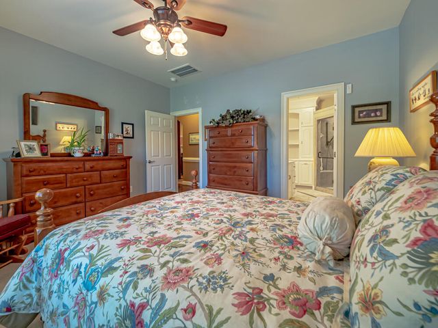 40 Lakewood Court, Sumter, SC 29150