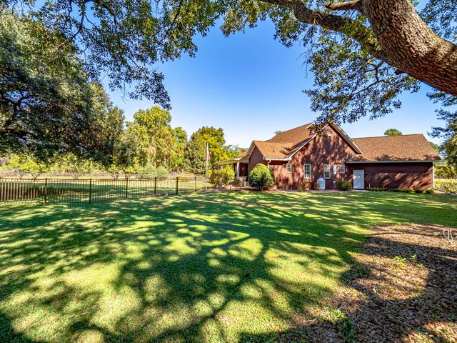 40 Lakewood Court, Sumter, SC 29150