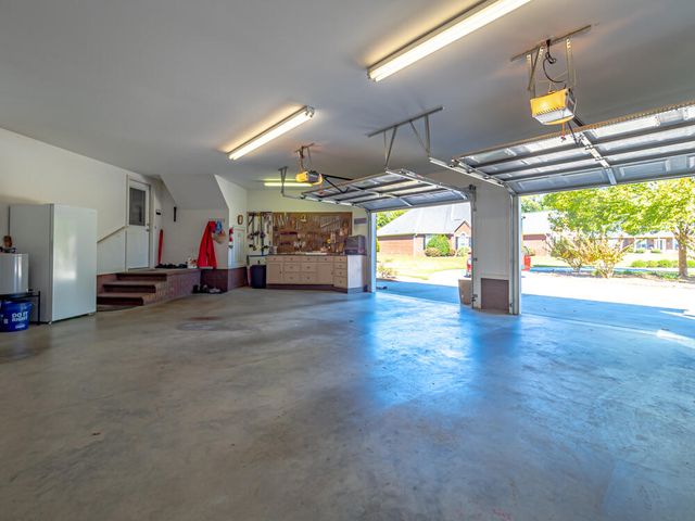 40 Lakewood Court, Sumter, SC 29150