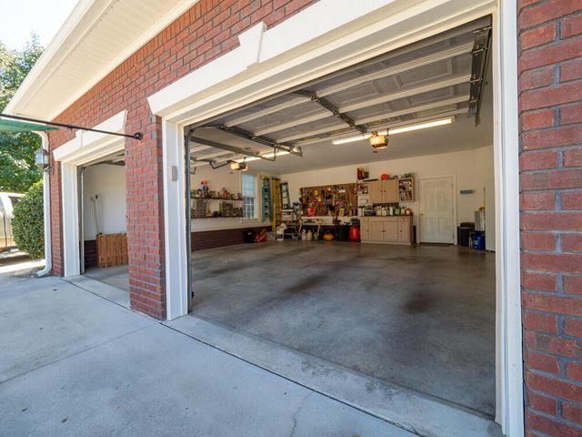 40 Lakewood Court, Sumter, SC 29150