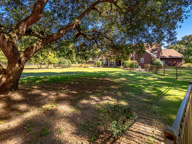 40 Lakewood Court, Sumter, SC 29150