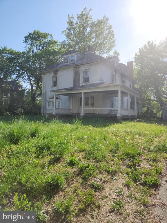 6630 MCCALLUM STREET, Philadelphia, PA 19119
