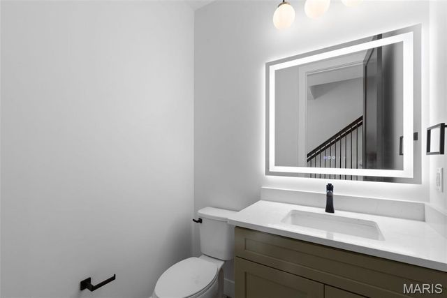 408 Spears Street, St Louis, MO 63127