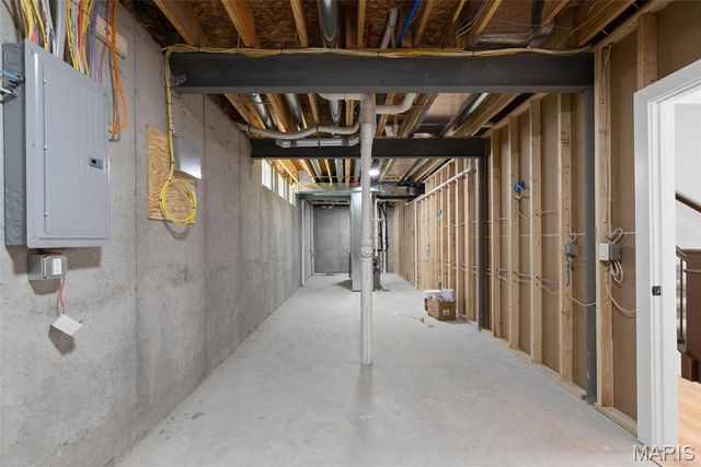 408 Spears Street, St Louis, MO 63127