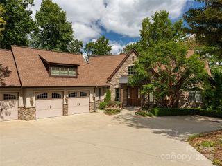 21 Windcliff Drive, Asheville, NC 28803