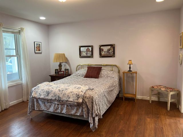 38524 Pineridge Street, Harrison Twp, MI 48045