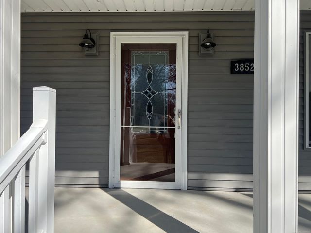 38524 Pineridge Street, Harrison Twp, MI 48045