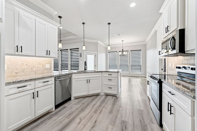 527 Limestone Circle, Mabank, TX 75147