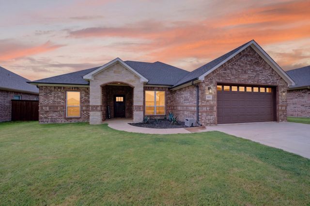 527 Limestone Circle, Mabank, TX 75147