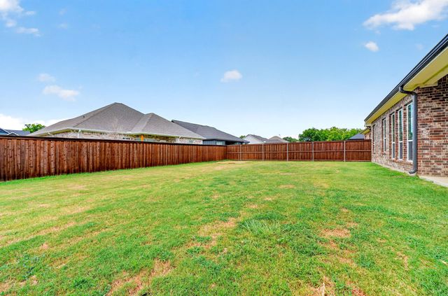 527 Limestone Circle, Mabank, TX 75147