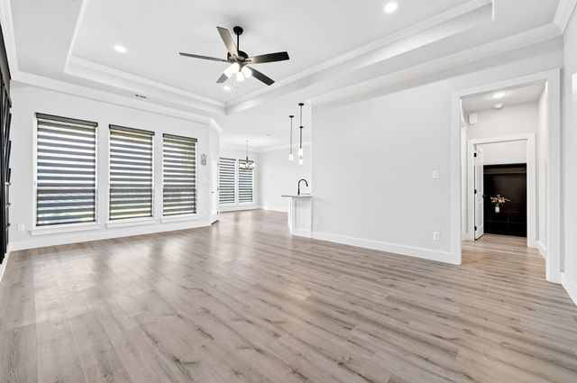 527 Limestone Circle, Mabank, TX 75147