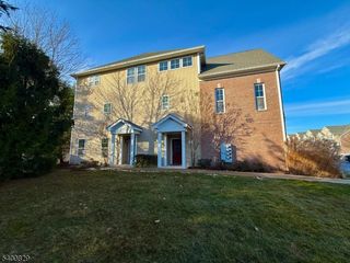 401 River Pl, Butler Boro, NJ 07405