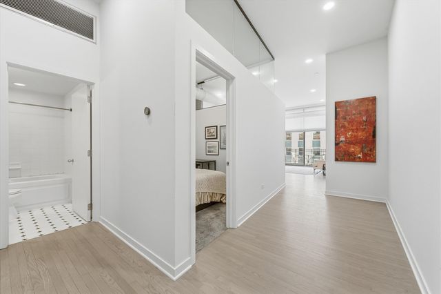 333 W Hubbard Street 1010, Chicago, IL 60654