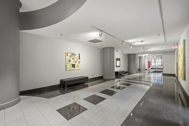 333 W Hubbard Street 1010, Chicago, IL 60654