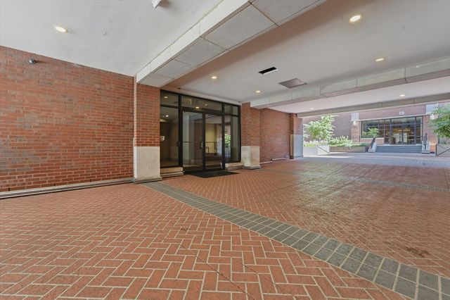 333 W Hubbard Street 1010, Chicago, IL 60654