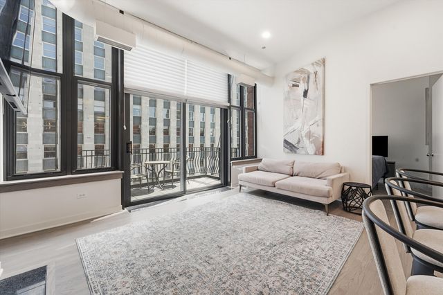 333 W Hubbard Street 1010, Chicago, IL 60654