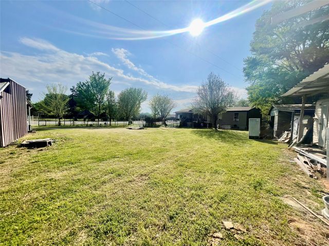 7064 State Highway 64, Ben Wheeler, TX 75754