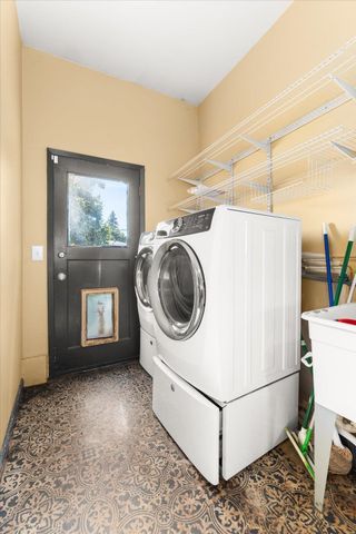 1110 E 28th Ave, Spokane, WA 99203