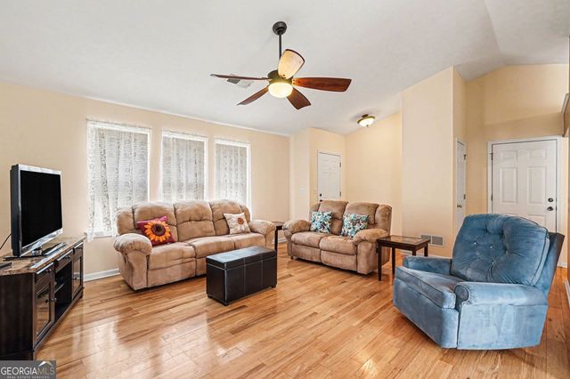 220 Hayward Lane, Lawrenceville, GA 30044