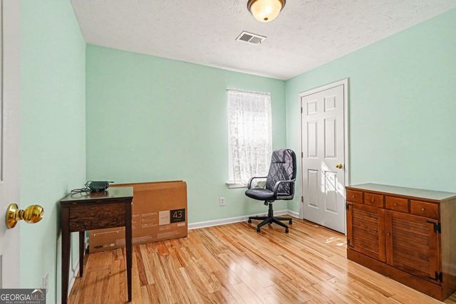 220 Hayward Lane, Lawrenceville, GA 30044