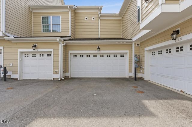 10210 Sablewood Drive 114, Raleigh, NC 27617