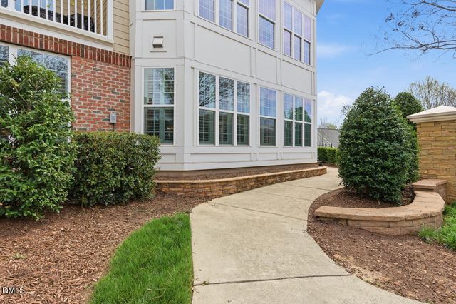 10210 Sablewood Drive 114, Raleigh, NC 27617