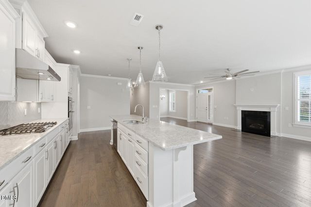 10210 Sablewood Drive 114, Raleigh, NC 27617