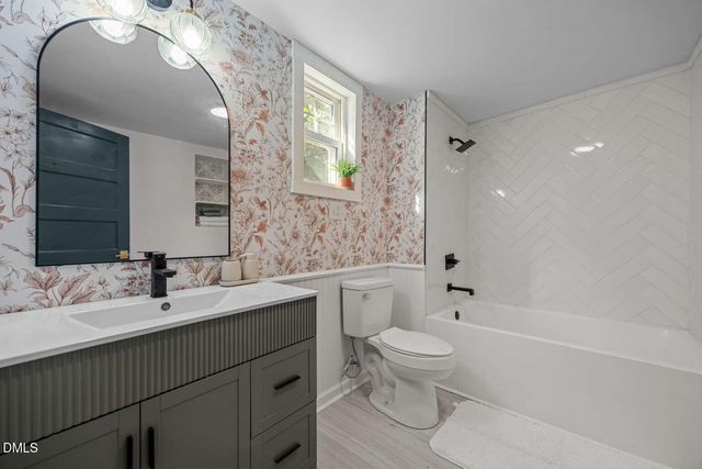 523 E Main Street, Haw River, NC 27258