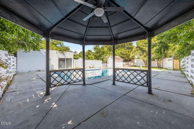 523 E Main Street, Haw River, NC 27258