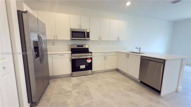 12900 SW 231st St 12900, Miami, FL 33170