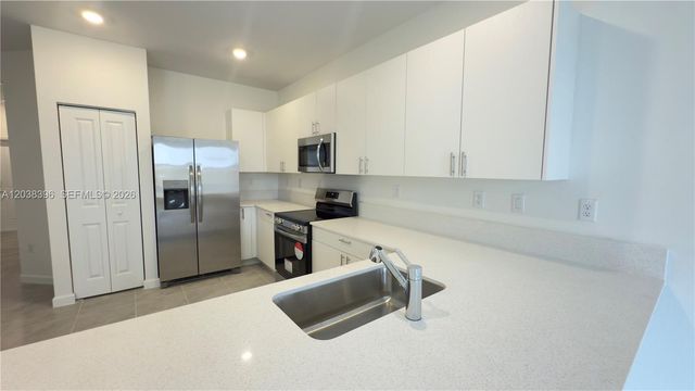 12900 SW 231st St 12900, Miami, FL 33170