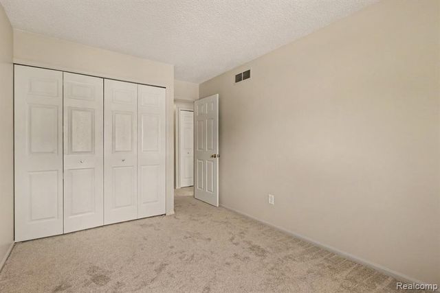 38101 Carolon Boulevard, Westland, MI 48185