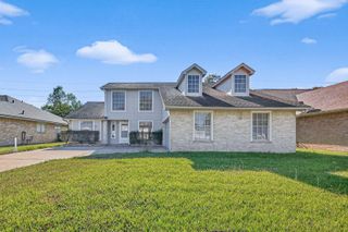 3210 Kempwood Drive, Sugar Land, TX 77479