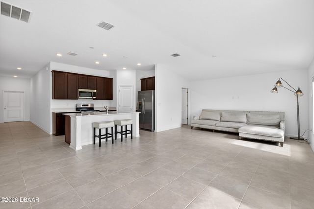 2212 Green Valley Street, Daytona Beach, FL 32124